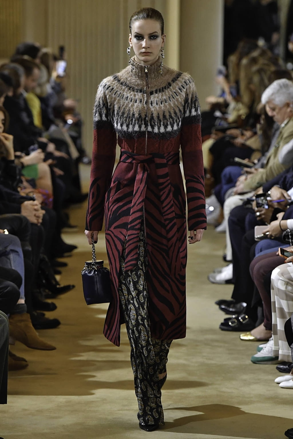 Fashion Week Paris Fall/Winter 2019 look 15 de la collection Altuzarra womenswear
