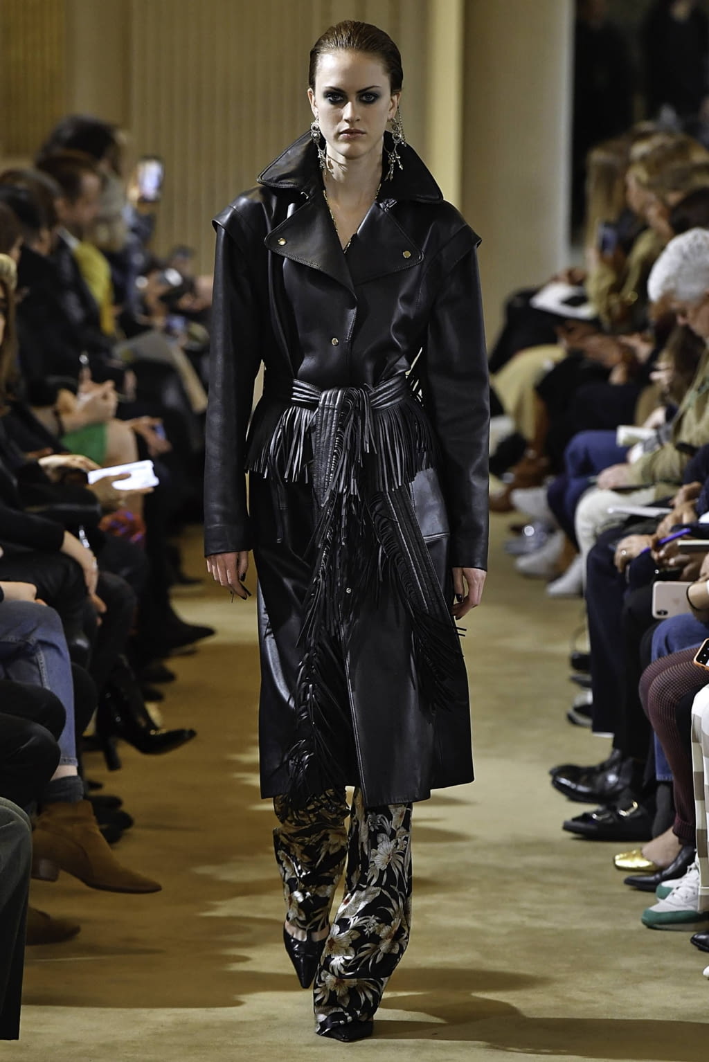 Fashion Week Paris Fall/Winter 2019 look 35 from the Altuzarra collection 女装