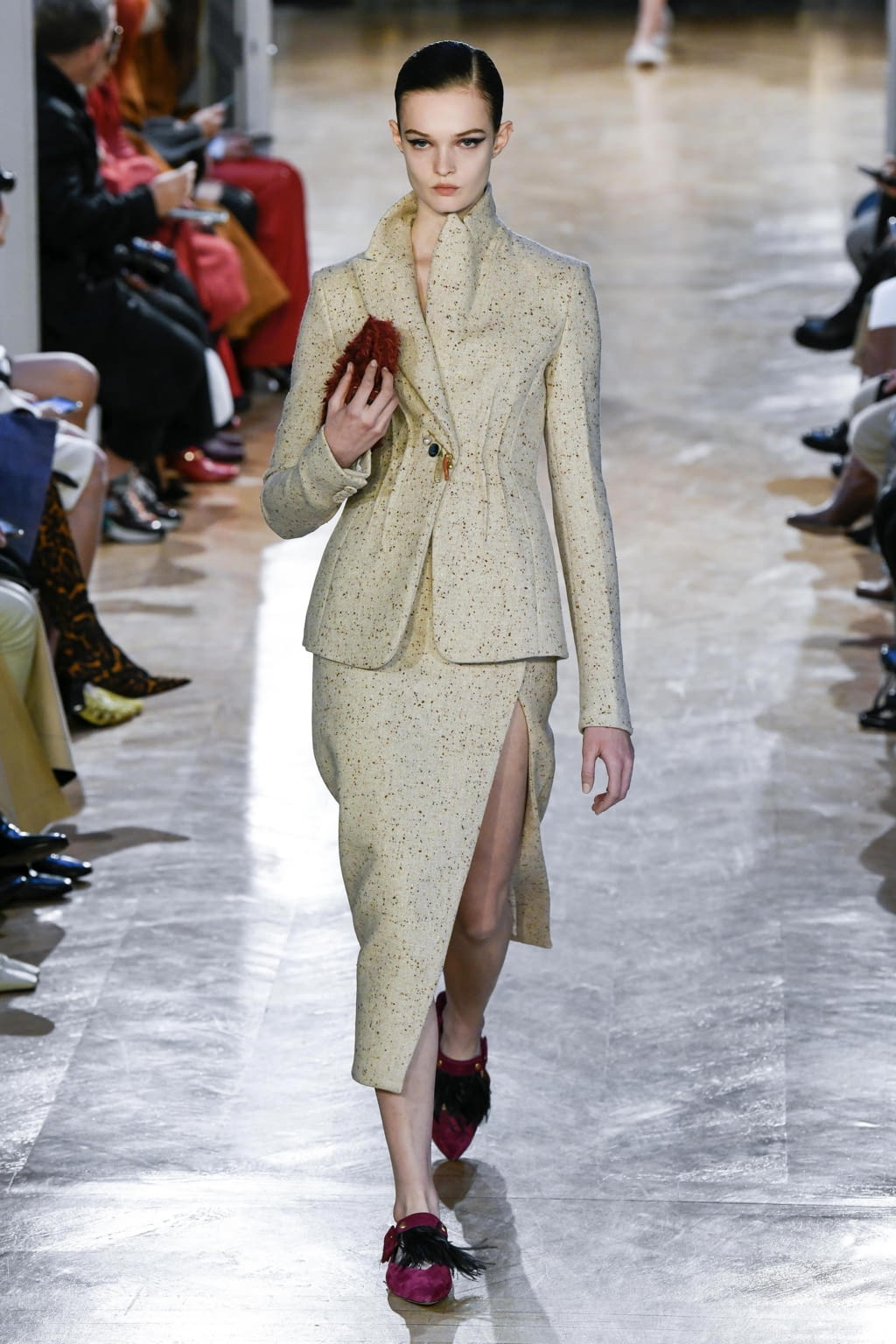Fashion Week Paris Fall/Winter 2020 look 3 from the Altuzarra collection 女装