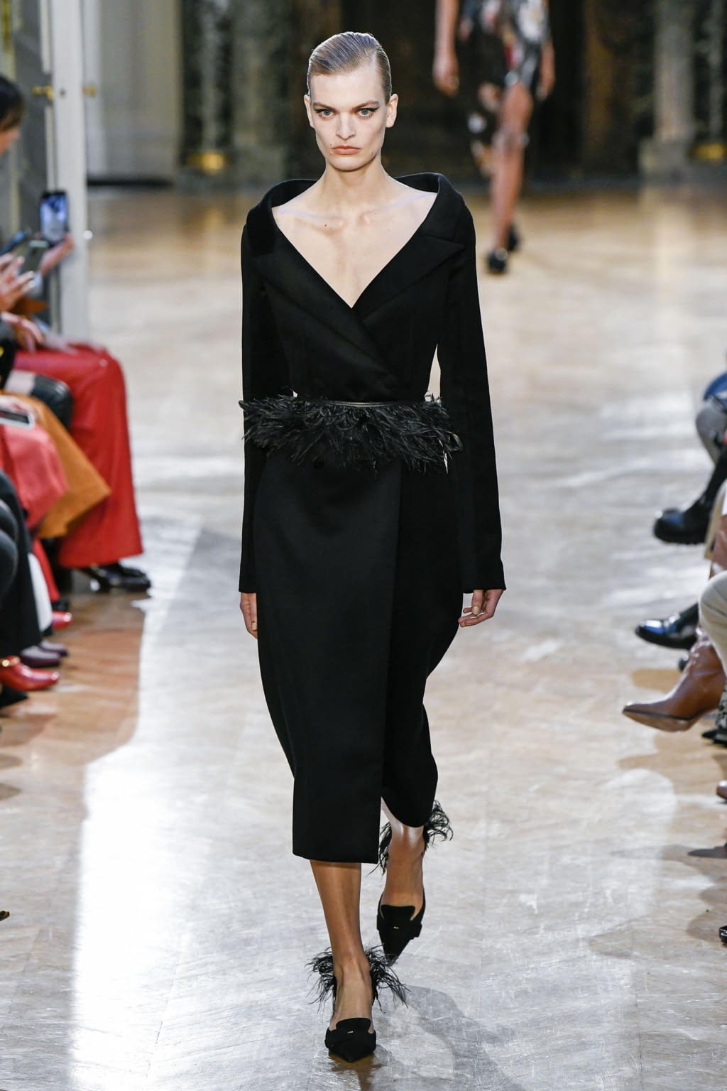 Fashion Week Paris Fall/Winter 2020 look 9 from the Altuzarra collection 女装