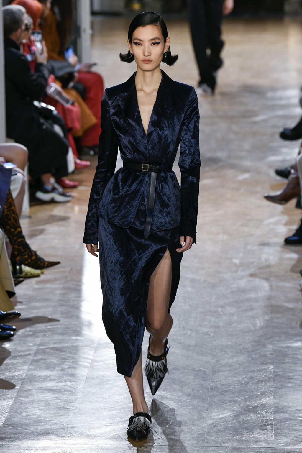 Fashion Week Paris Fall/Winter 2020 look 33 from the Altuzarra collection 女装