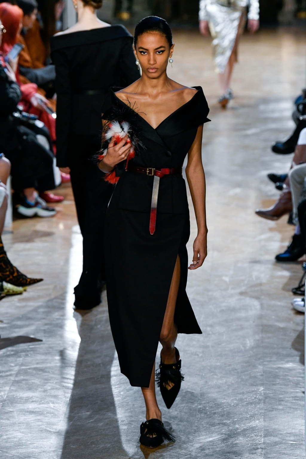 Fashion Week Paris Fall/Winter 2020 look 41 from the Altuzarra collection 女装