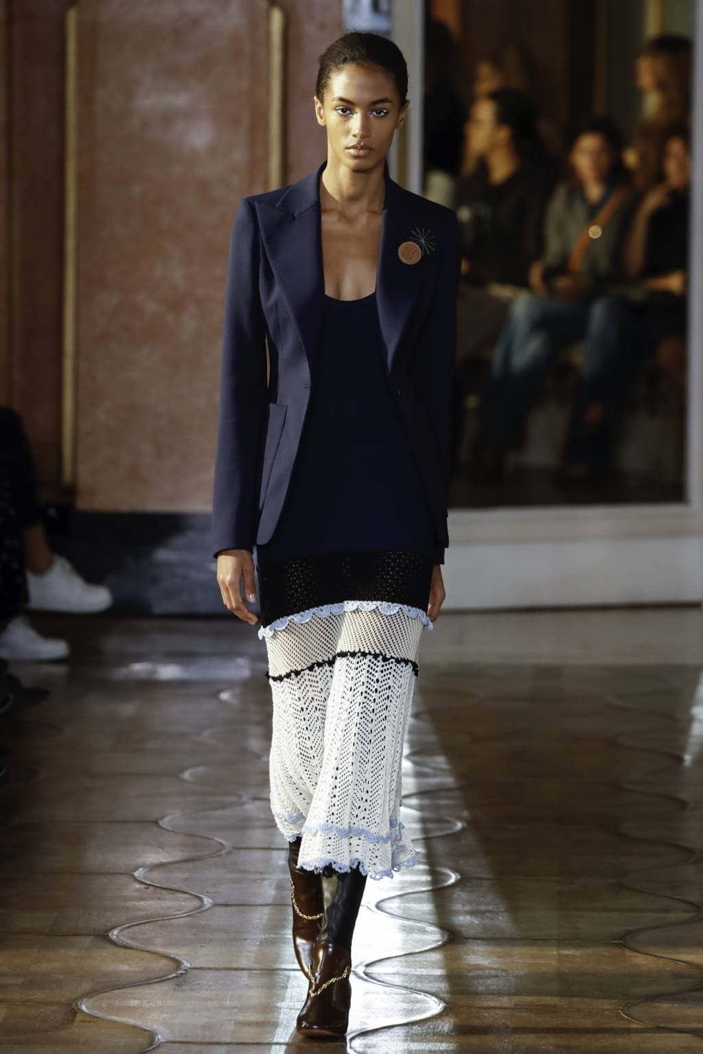 Fashion Week Paris Spring/Summer 2020 look 1 from the Altuzarra collection 女装