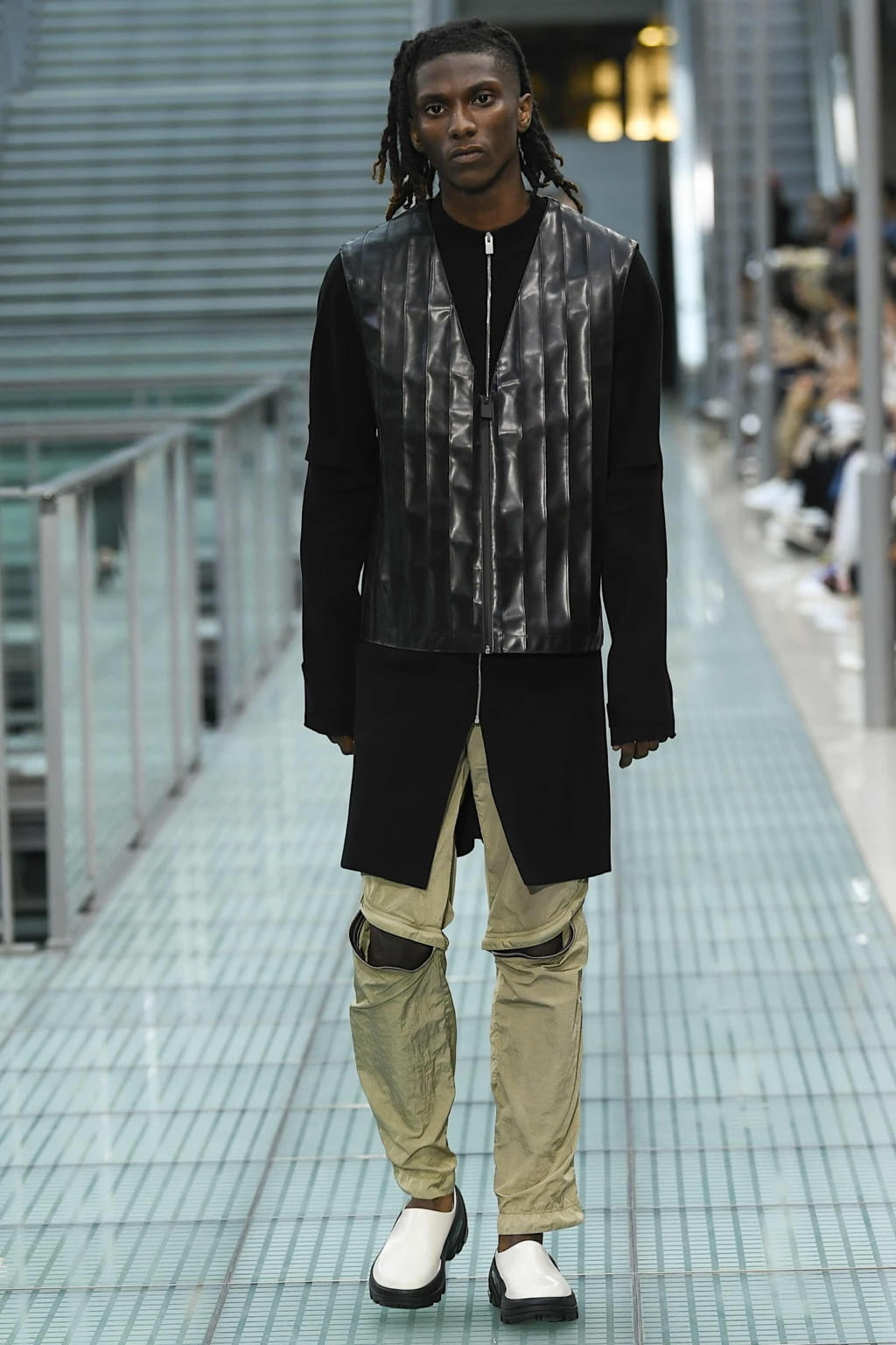 Fashion Week Paris Spring/Summer 2020 look 17 from the Alyx collection menswear