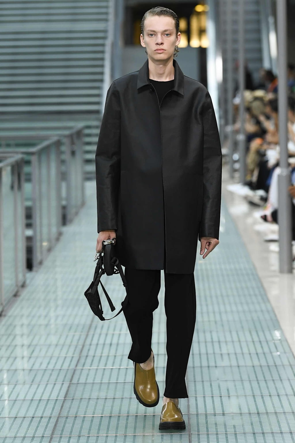 Fashion Week Paris Spring/Summer 2020 look 28 from the Alyx collection 男装