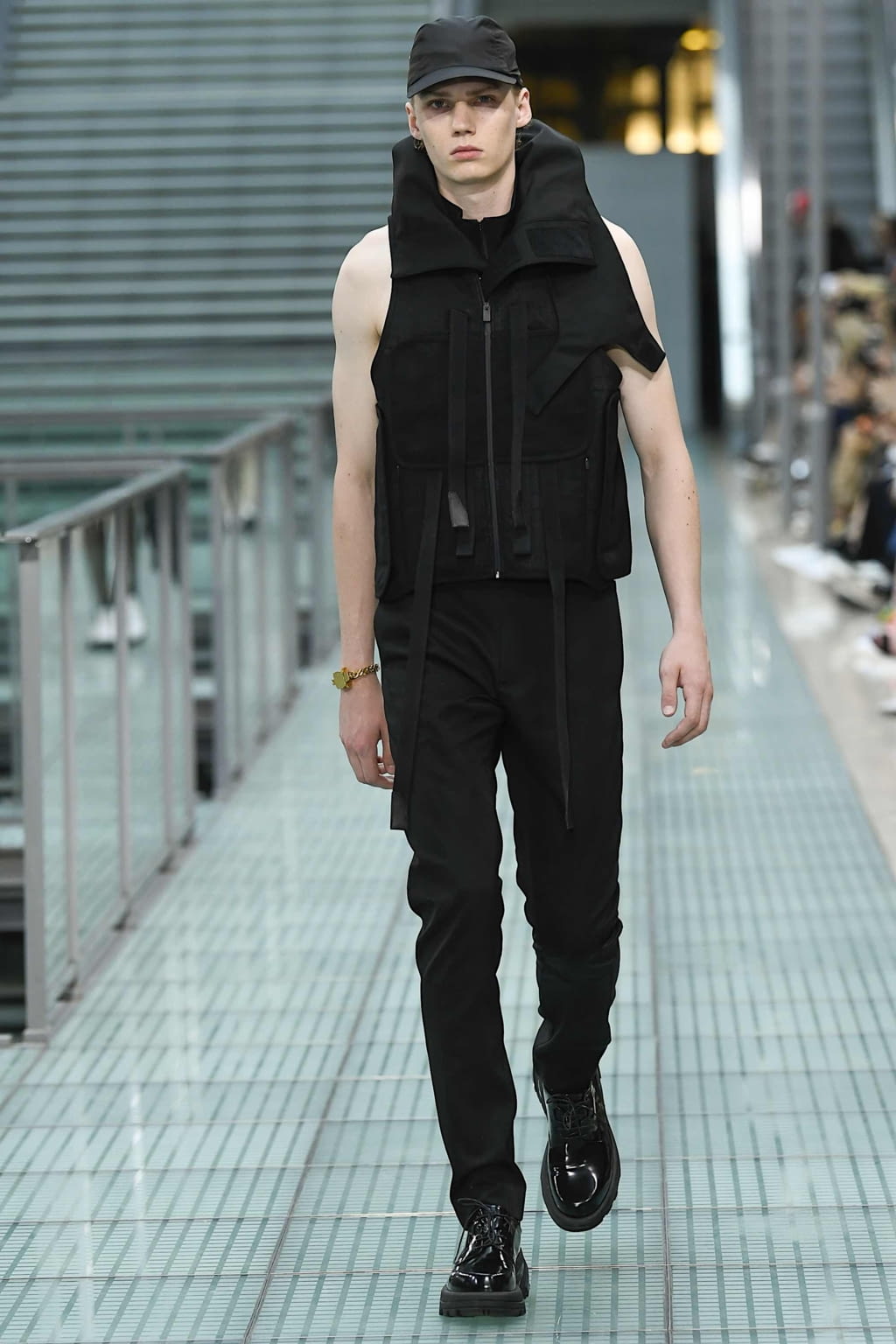 Fashion Week Paris Spring/Summer 2020 look 30 from the Alyx collection menswear