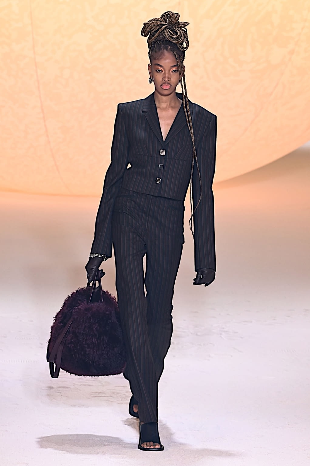 Fashion Week Milan Fall/Winter 2022 look 19 from the Ambush collection 女装