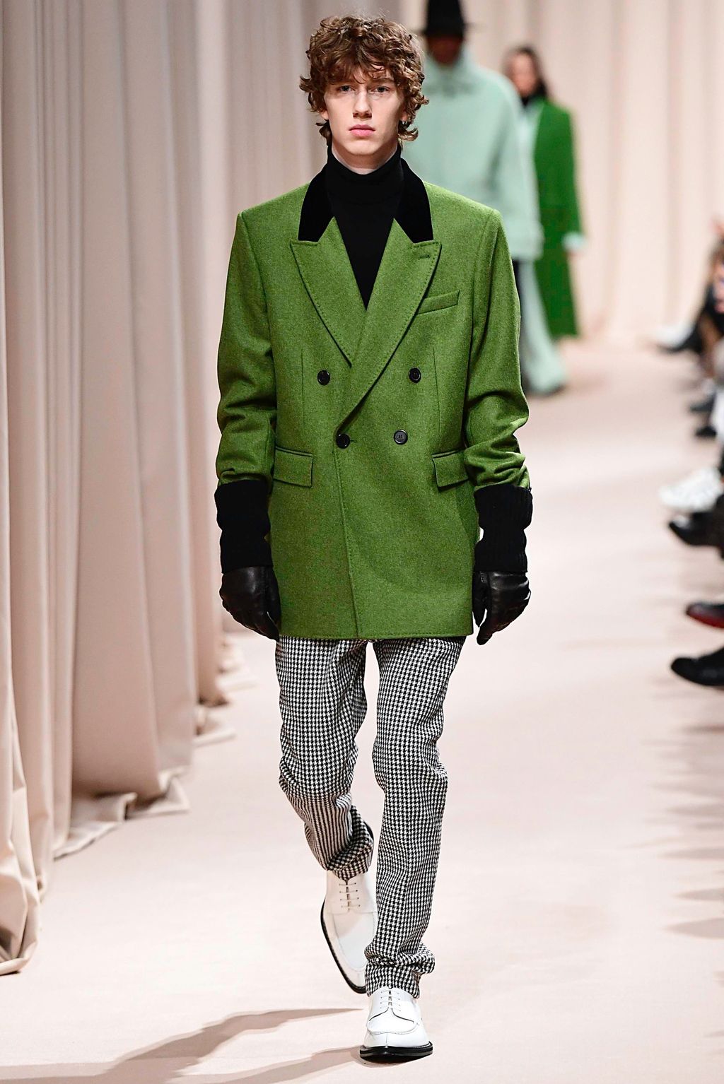 Fashion Week Paris Fall/Winter 2019 look 15 from the Ami collection menswear