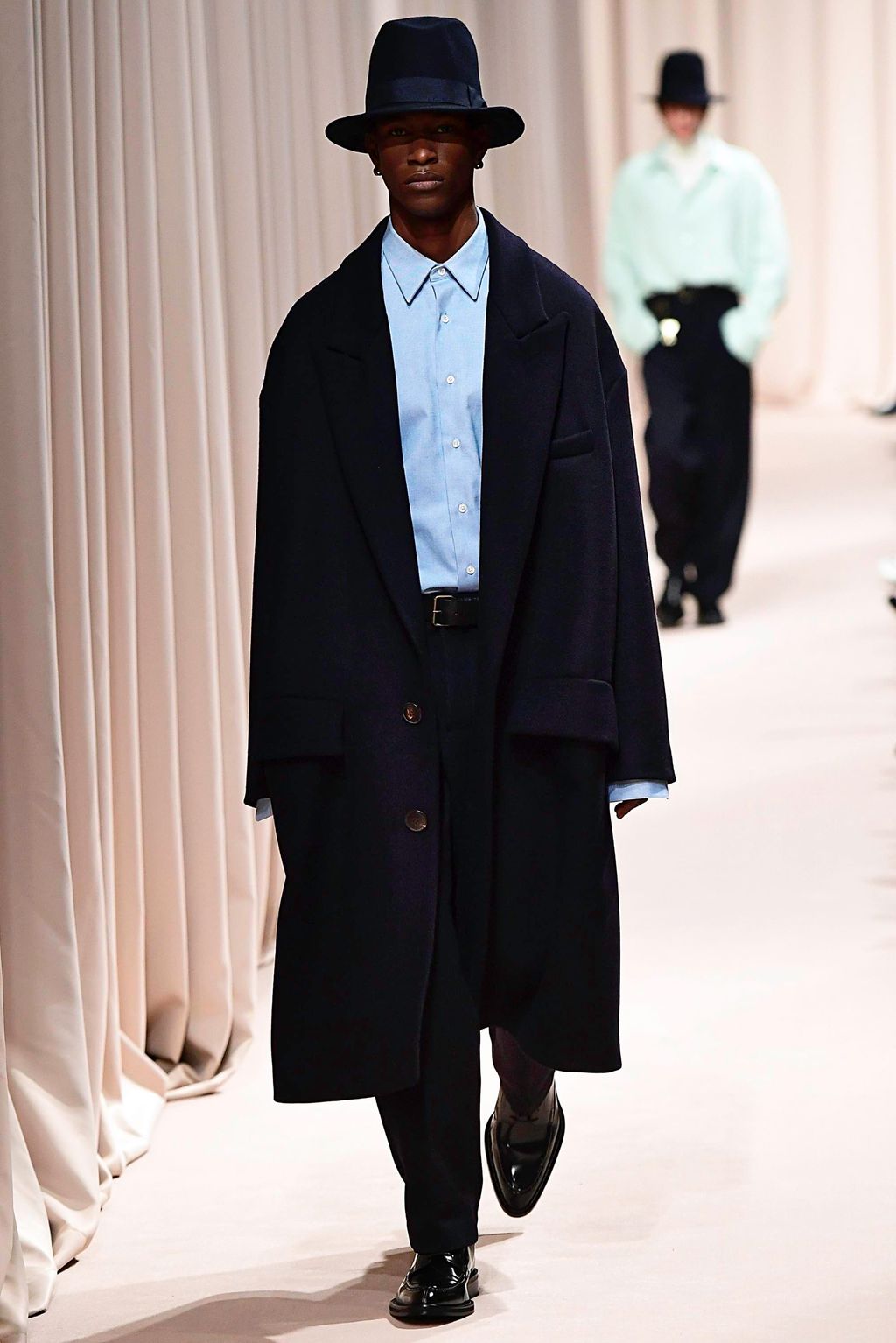 Fashion Week Paris Fall/Winter 2019 look 21 from the Ami collection menswear