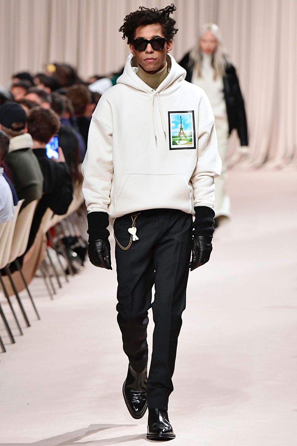 Fashion Week Paris Fall/Winter 2019 look 48 from the Ami collection menswear