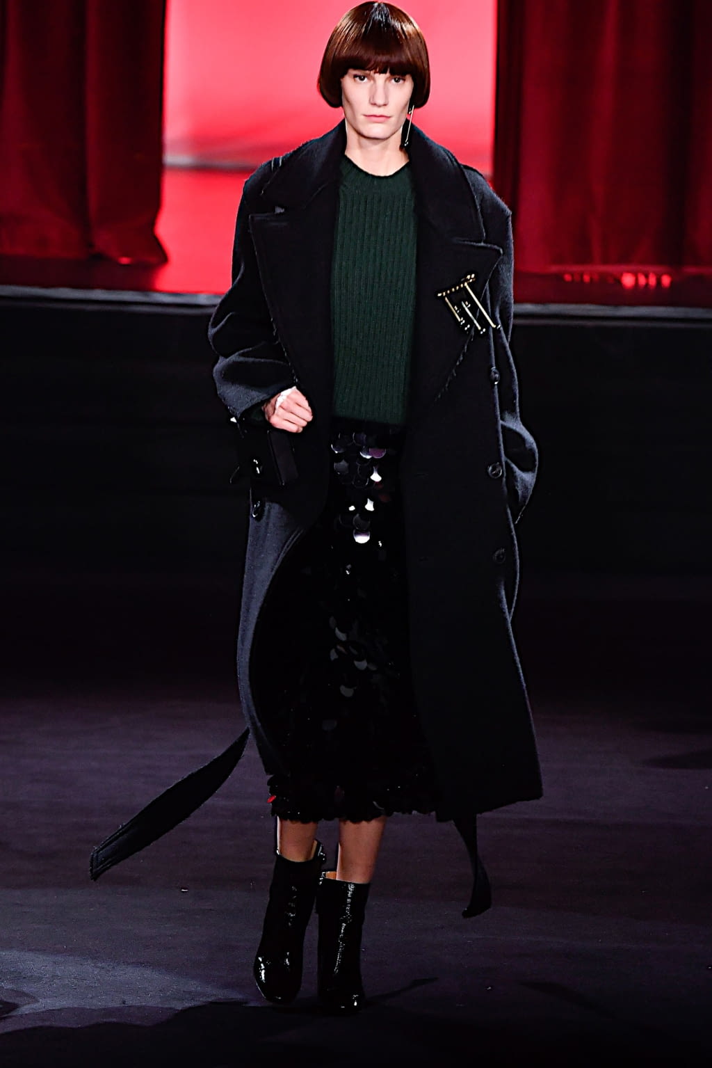 Fashion Week Paris Fall/Winter 2020 look 7 from the Ami collection womenswear