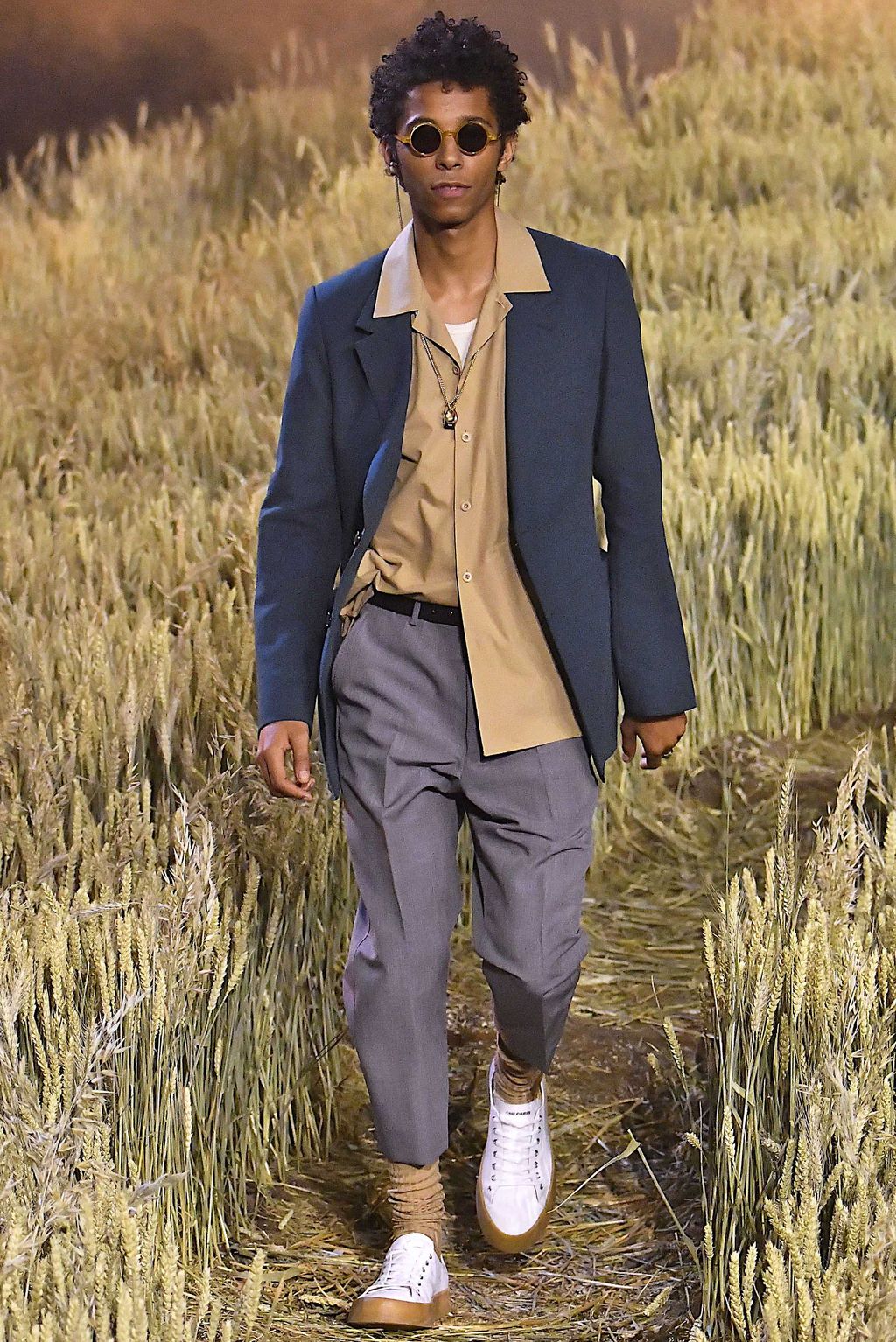 Fashion Week Paris Spring/Summer 2019 look 5 from the Ami collection menswear