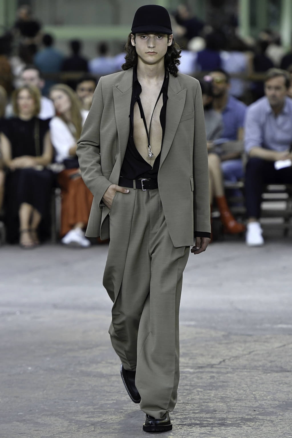 Fashion Week Paris Spring/Summer 2020 look 19 from the Ami collection menswear