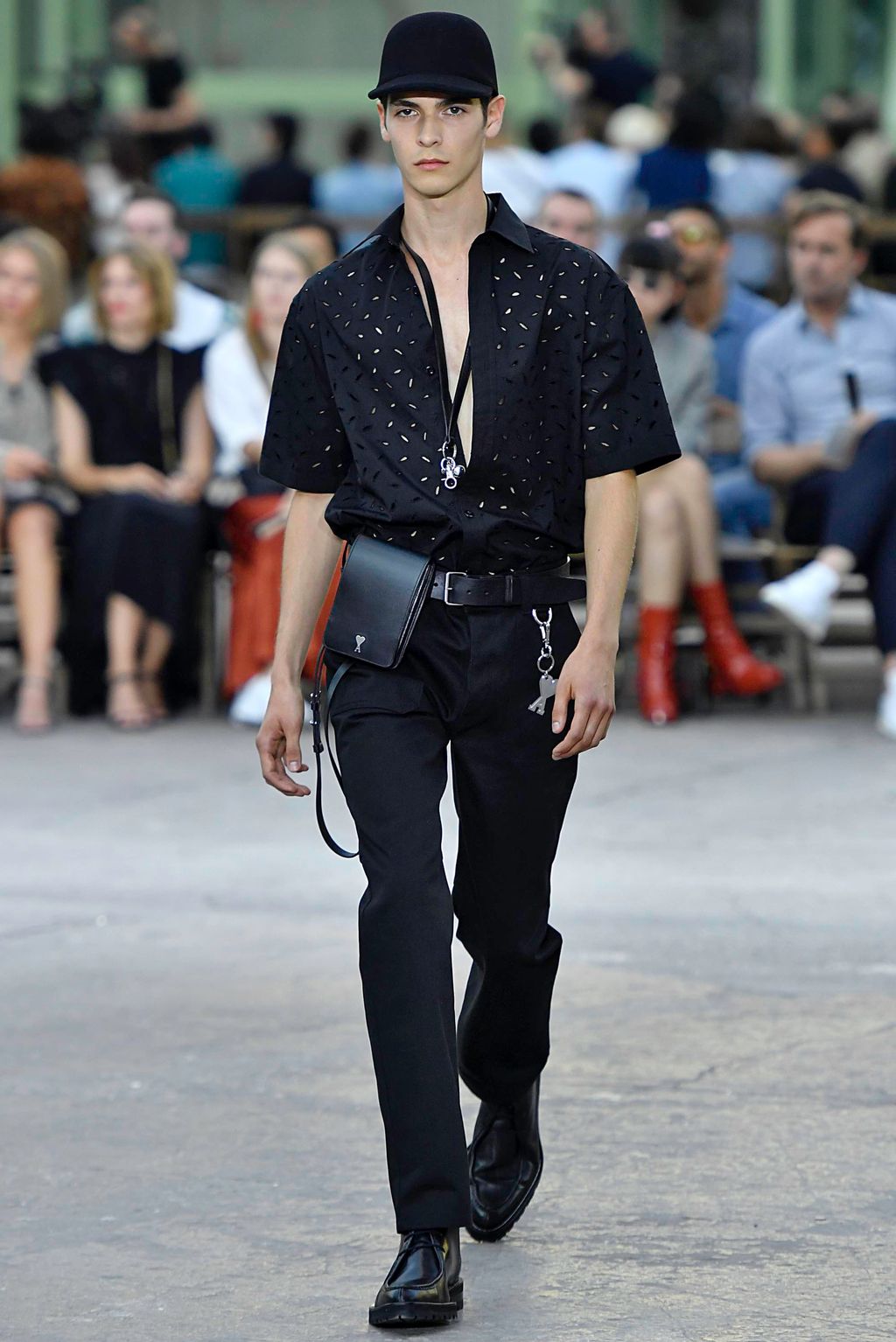 Fashion Week Paris Spring/Summer 2020 look 47 from the Ami collection 男装