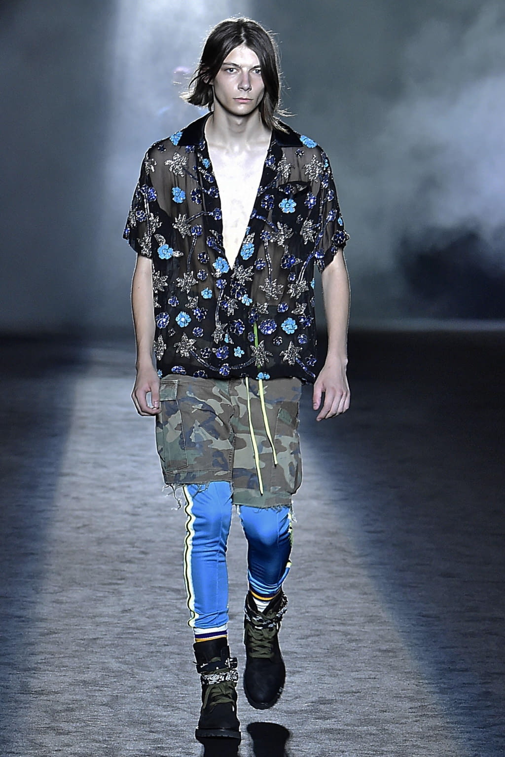 Fashion Week Paris Spring/Summer 2019 look 1 from the Amiri collection 男装