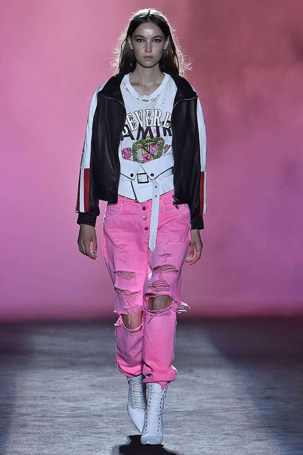 Fashion Week Paris Spring/Summer 2019 look 13 from the Amiri collection 男装
