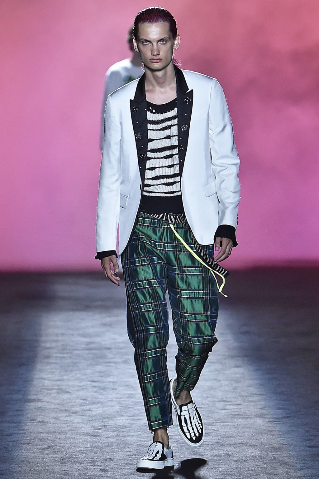 Fashion Week Paris Spring/Summer 2019 look 19 from the Amiri collection 男装