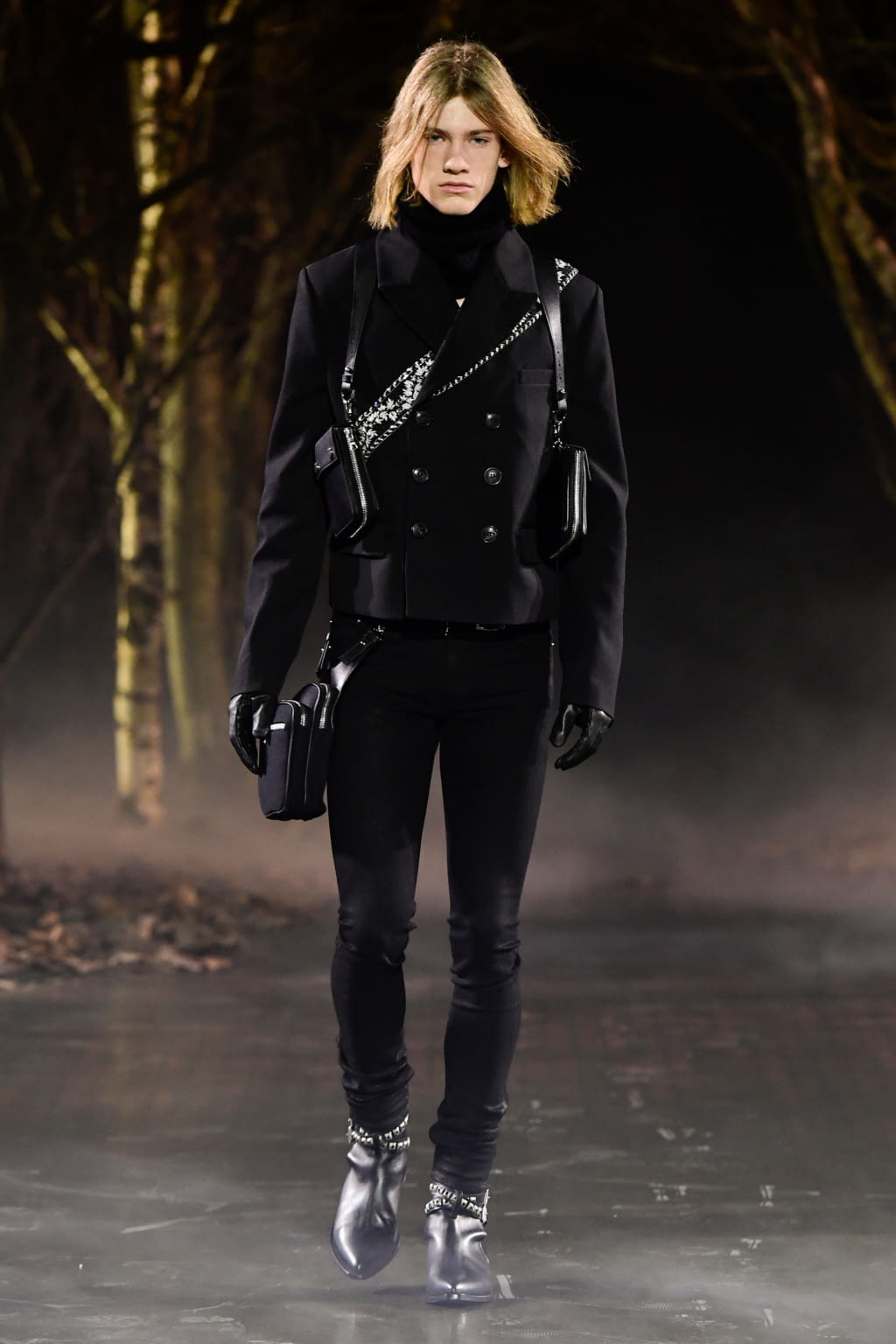 Fashion Week Paris Fall/Winter 2019 look 6 from the Amiri collection 男装