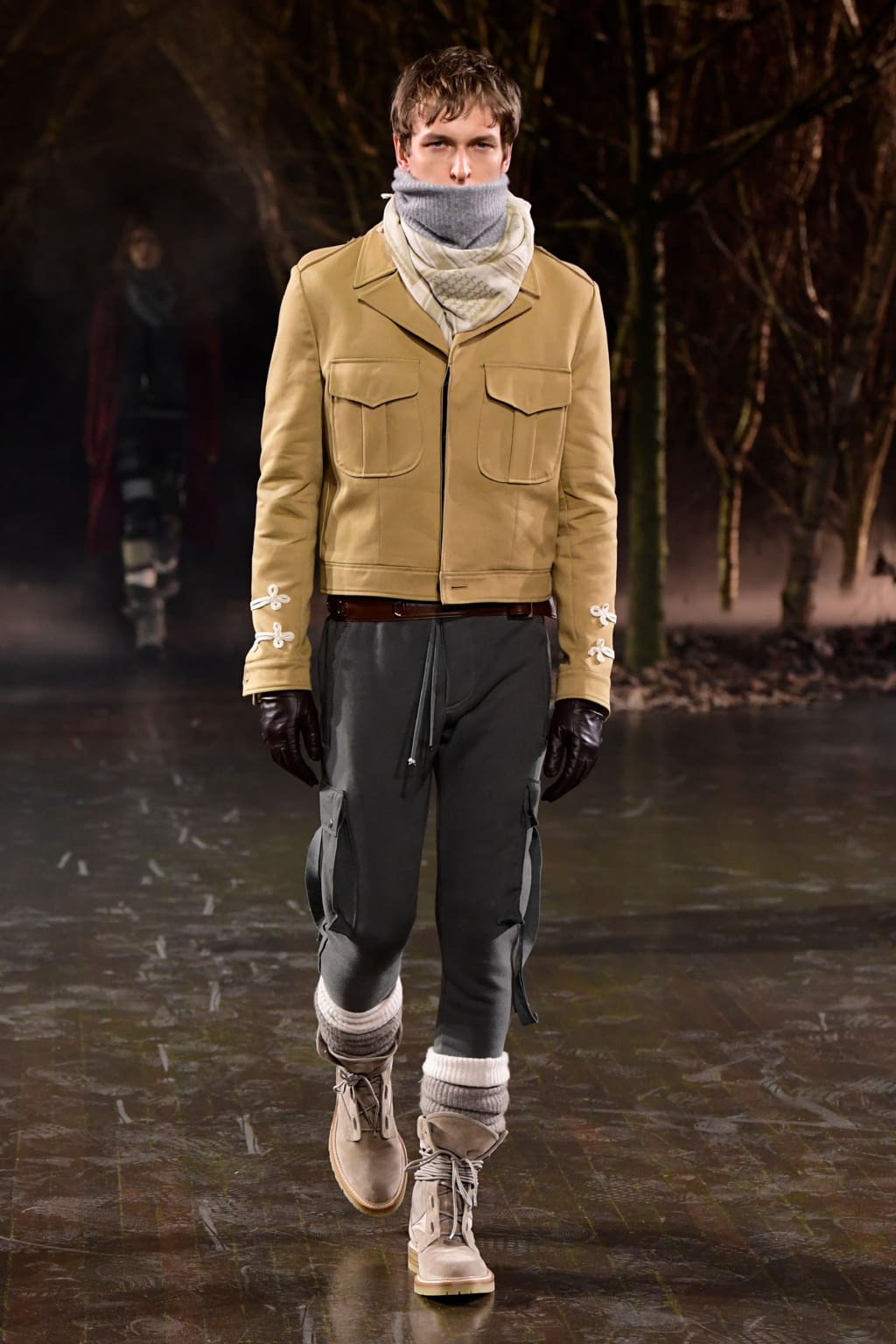 Fashion Week Paris Fall/Winter 2019 look 19 from the Amiri collection 男装