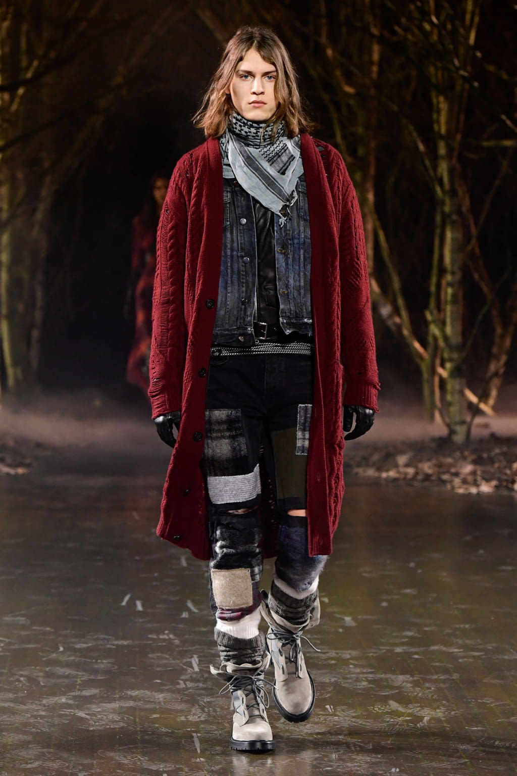 Fashion Week Paris Fall/Winter 2019 look 21 from the Amiri collection menswear