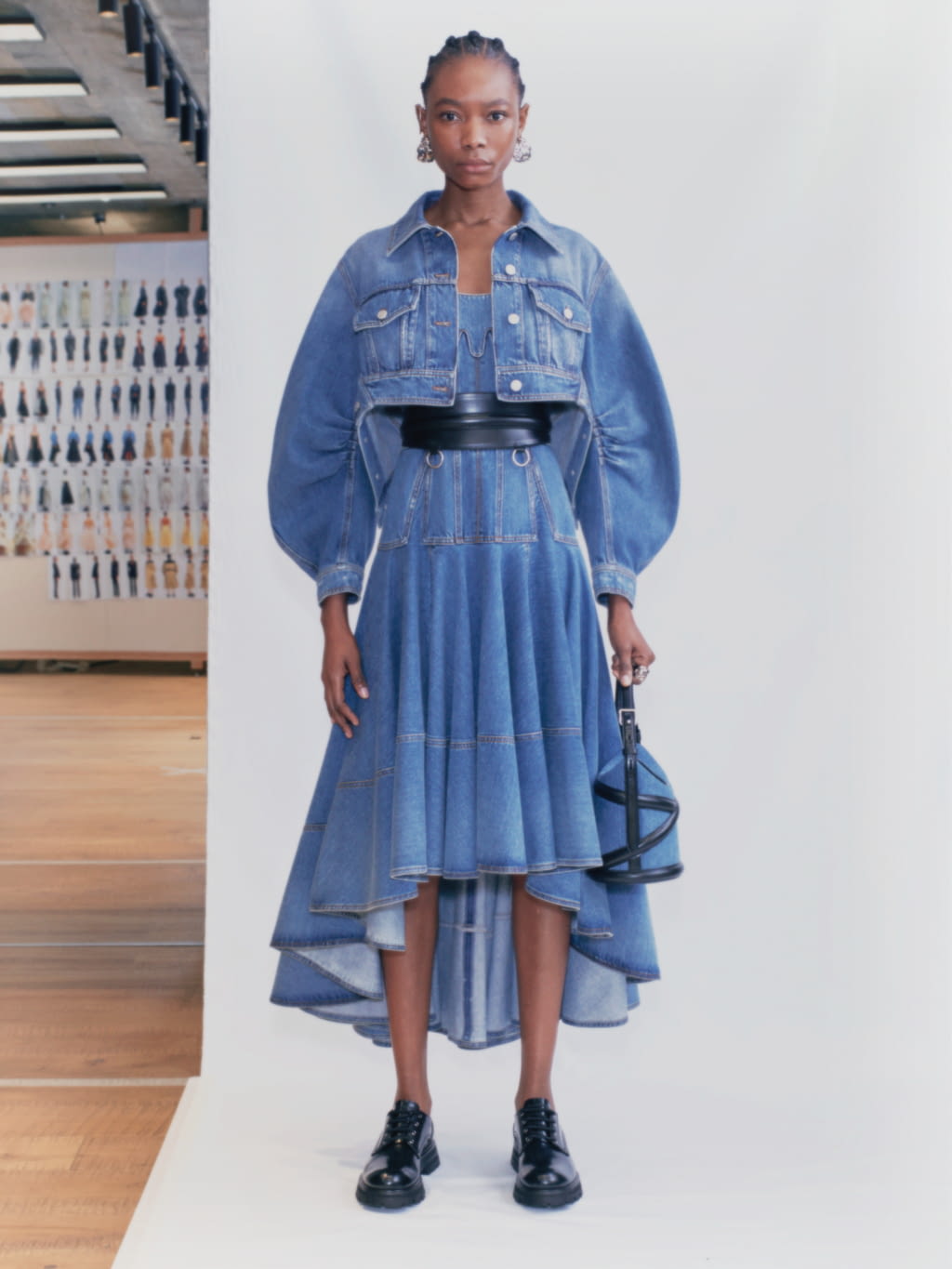 Fashion Week Paris Spring/Summer 2021 look 25 de la collection Alexander McQueen womenswear