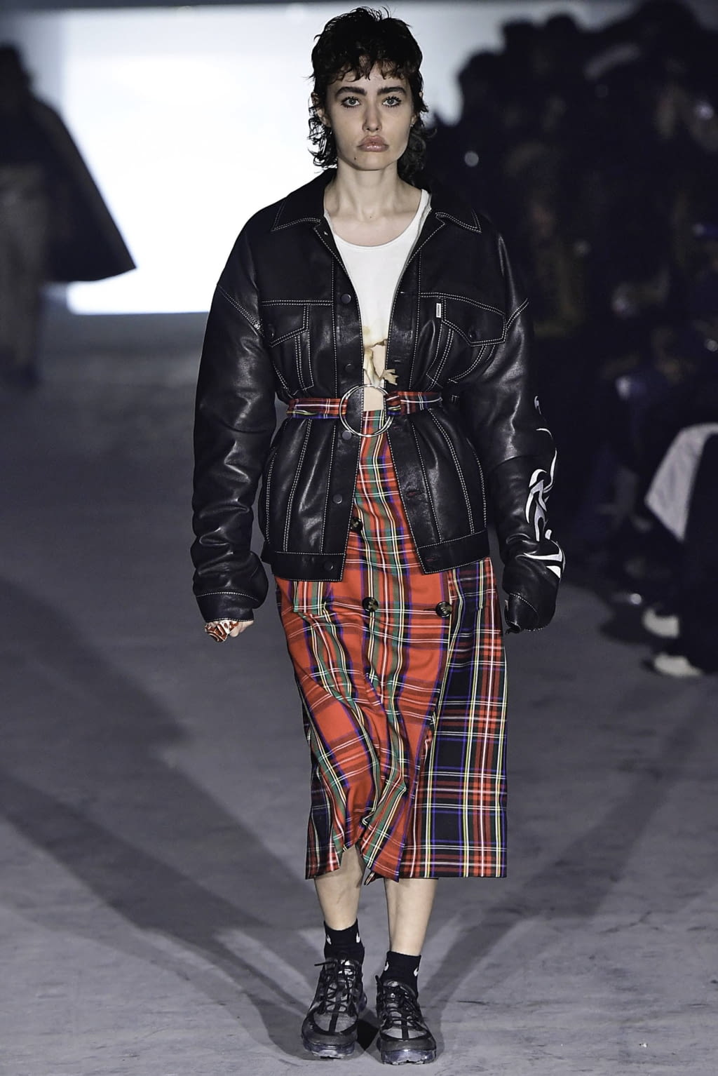 Fashion Week Paris Fall/Winter 2019 look 2 de la collection Andrea Crews menswear