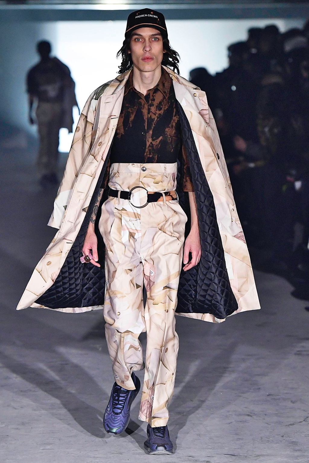 Fashion Week Paris Fall/Winter 2019 look 3 de la collection Andrea Crews menswear