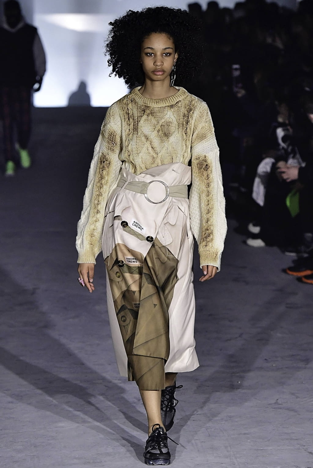 Fashion Week Paris Fall/Winter 2019 look 7 de la collection Andrea Crews menswear