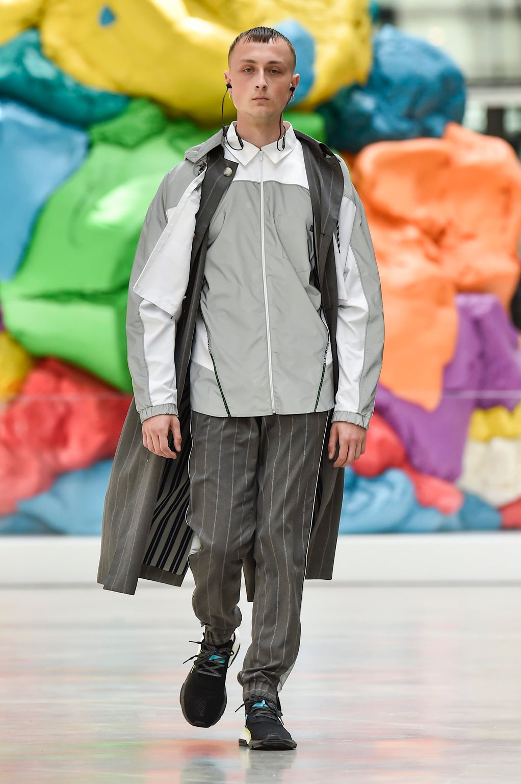 Fashion Week Paris Spring/Summer 2019 look 1 from the Andrea Crews collection menswear