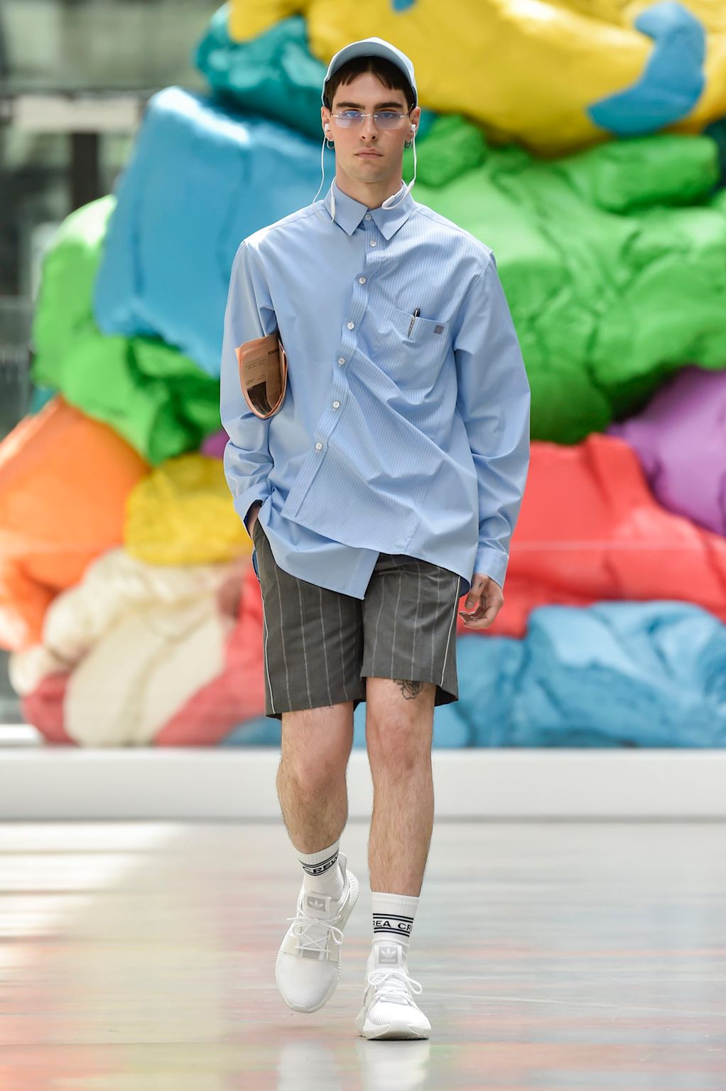 Fashion Week Paris Spring/Summer 2019 look 2 from the Andrea Crews collection menswear