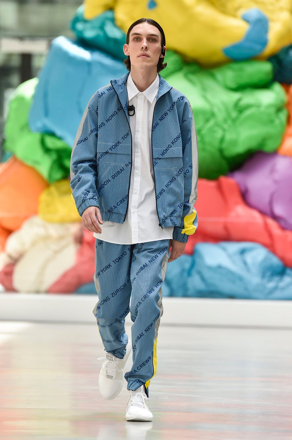 Fashion Week Paris Spring/Summer 2019 look 22 from the Andrea Crews collection menswear