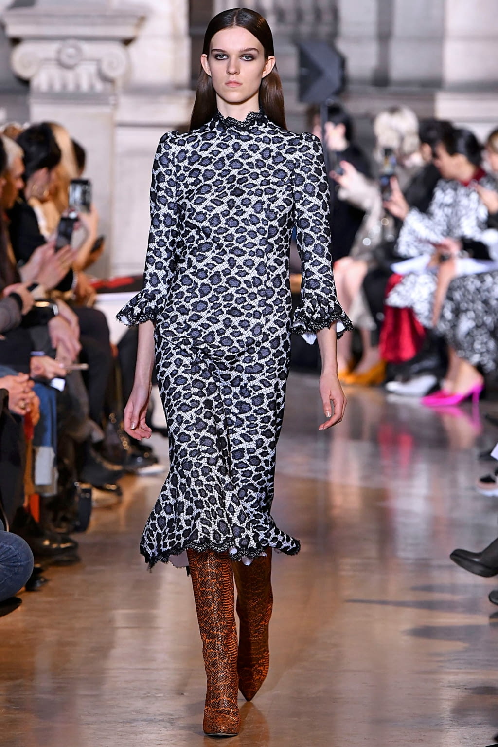 Fashion Week Paris Fall/Winter 2019 look 3 from the Andrew GN collection 女装