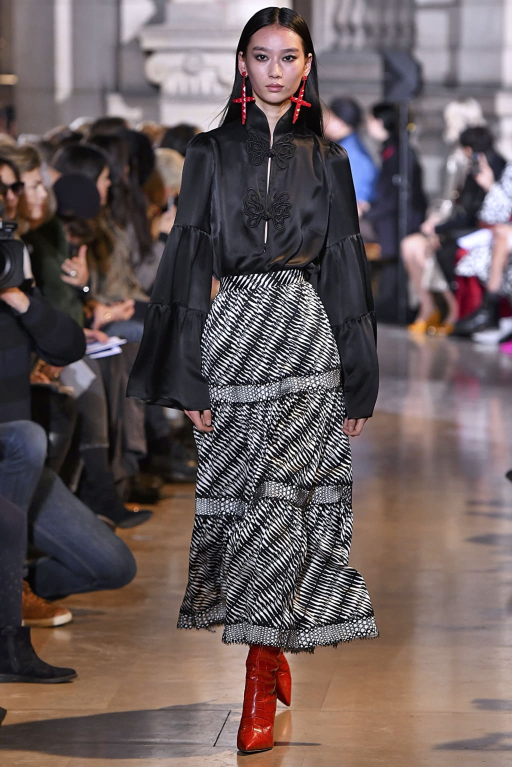 Fashion Week Paris Fall/Winter 2019 look 12 from the Andrew GN collection womenswear