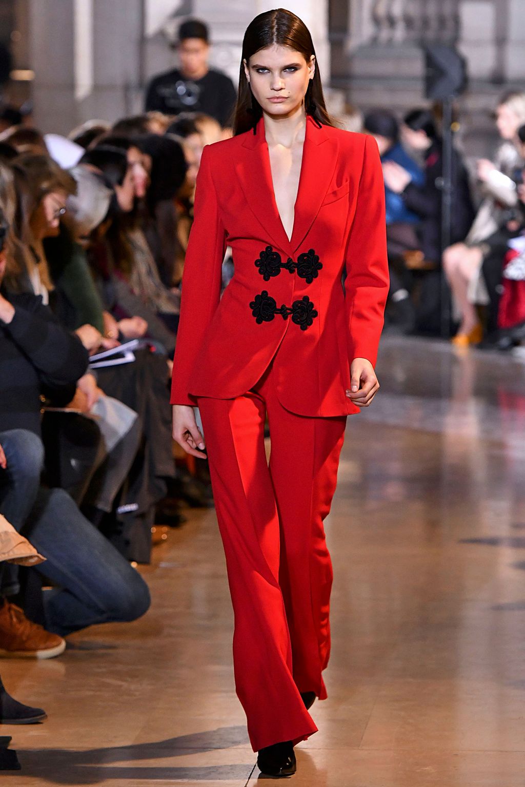 Fashion Week Paris Fall/Winter 2019 look 29 de la collection Andrew GN womenswear