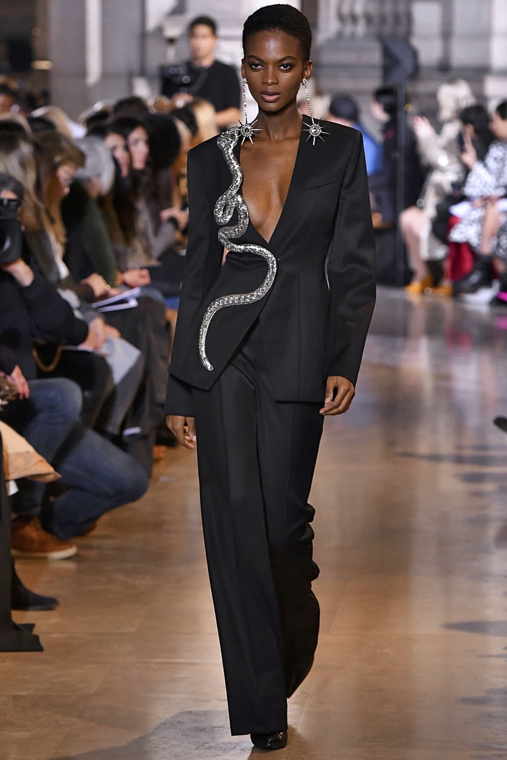 Fashion Week Paris Fall/Winter 2019 look 31 from the Andrew GN collection 女装