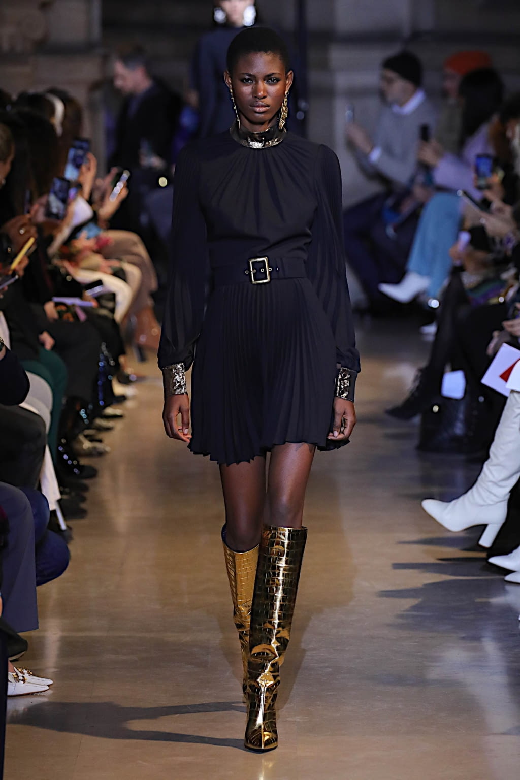 Fashion Week Paris Fall/Winter 2020 look 5 de la collection Andrew GN womenswear