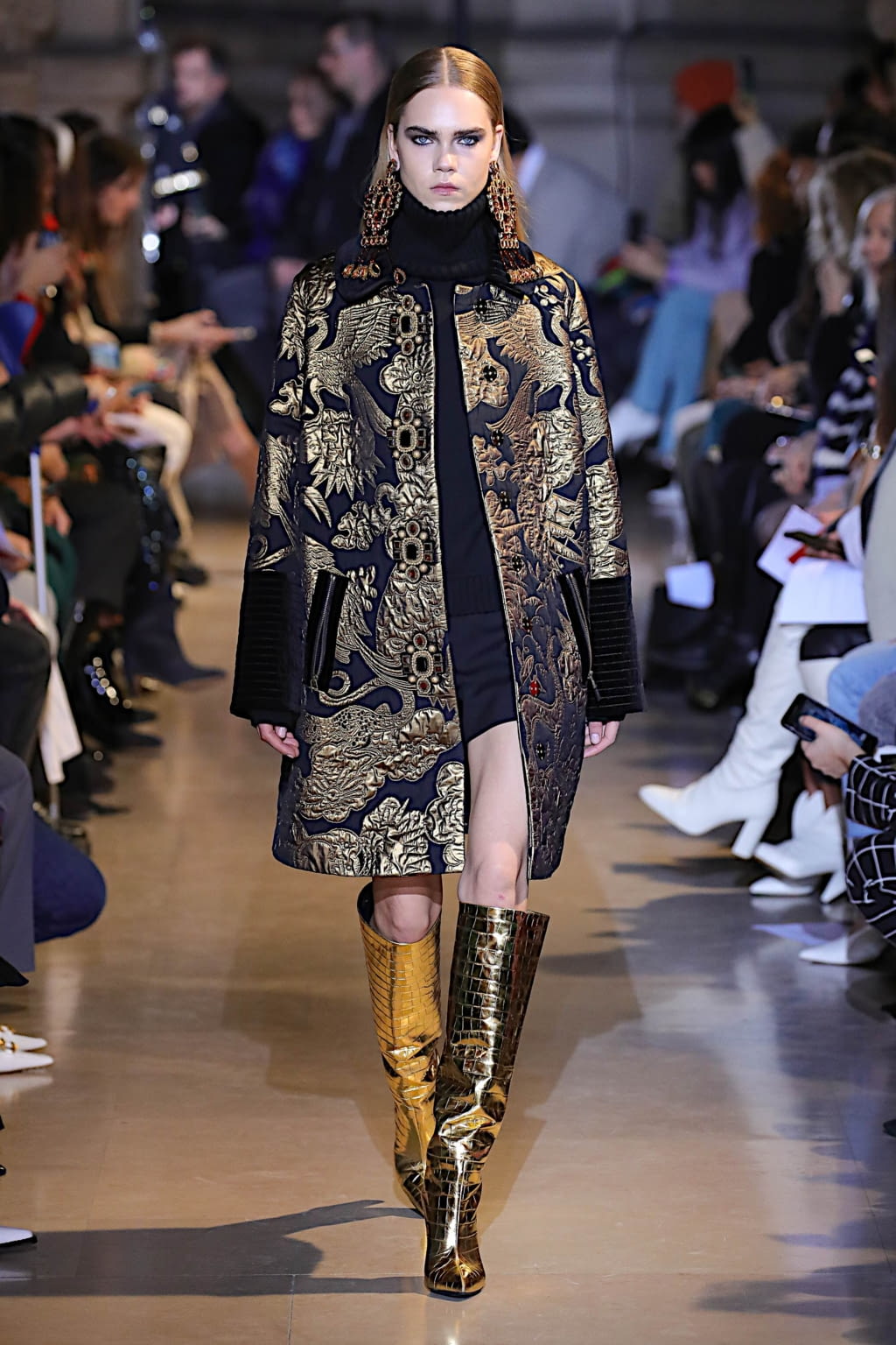 Fashion Week Paris Fall/Winter 2020 look 42 de la collection Andrew GN womenswear