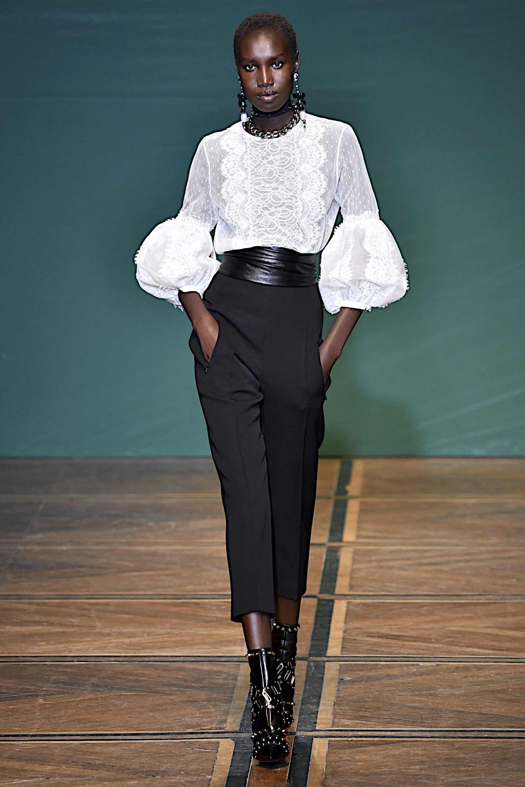 Fashion Week Paris Spring/Summer 2020 look 30 de la collection Andrew GN womenswear