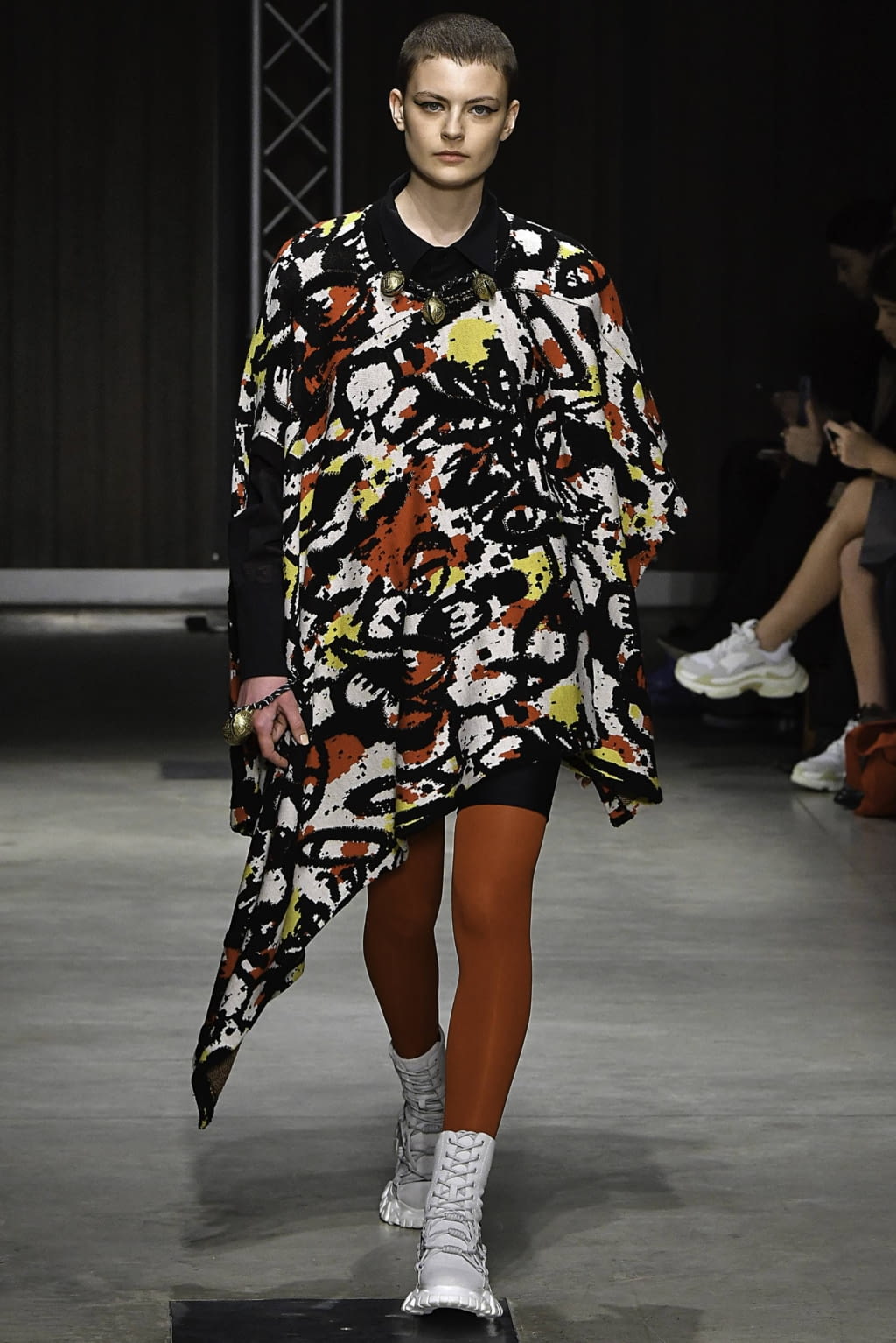 Fashion Week Milan Fall/Winter 2019 look 23 from the Angel Chen collection womenswear