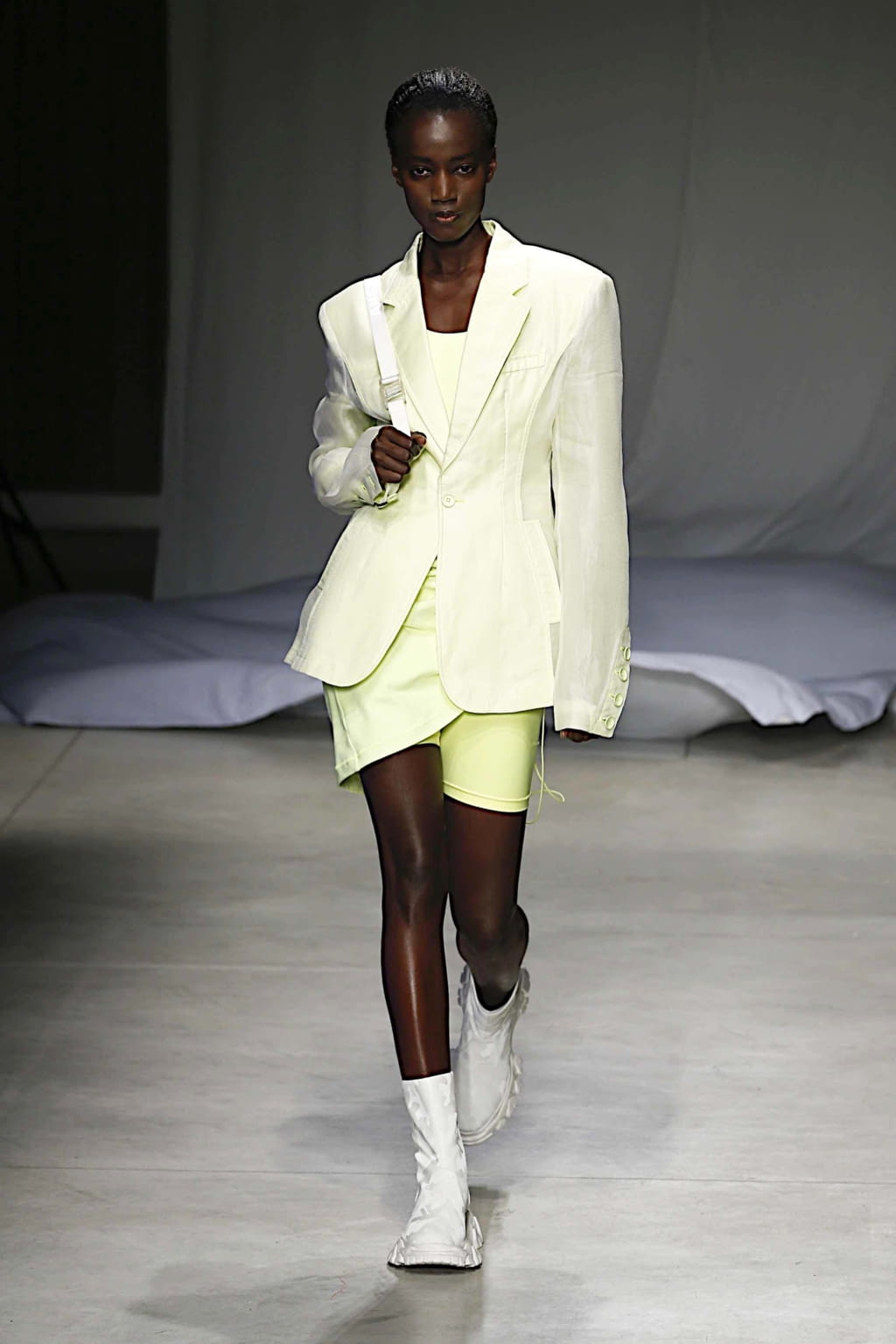 Fashion Week Milan Spring/Summer 2020 look 5 from the Angel Chen collection womenswear