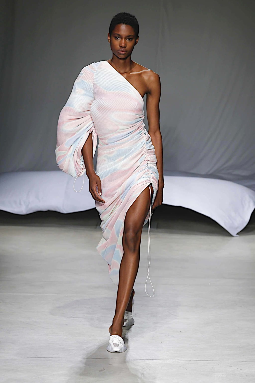 Fashion Week Milan Spring/Summer 2020 look 23 from the Angel Chen collection womenswear