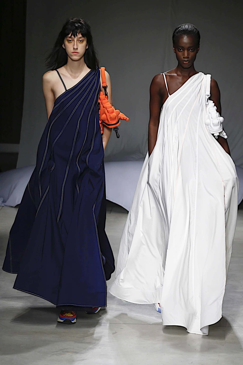 Fashion Week Milan Spring/Summer 2020 look 25 de la collection Angel Chen womenswear