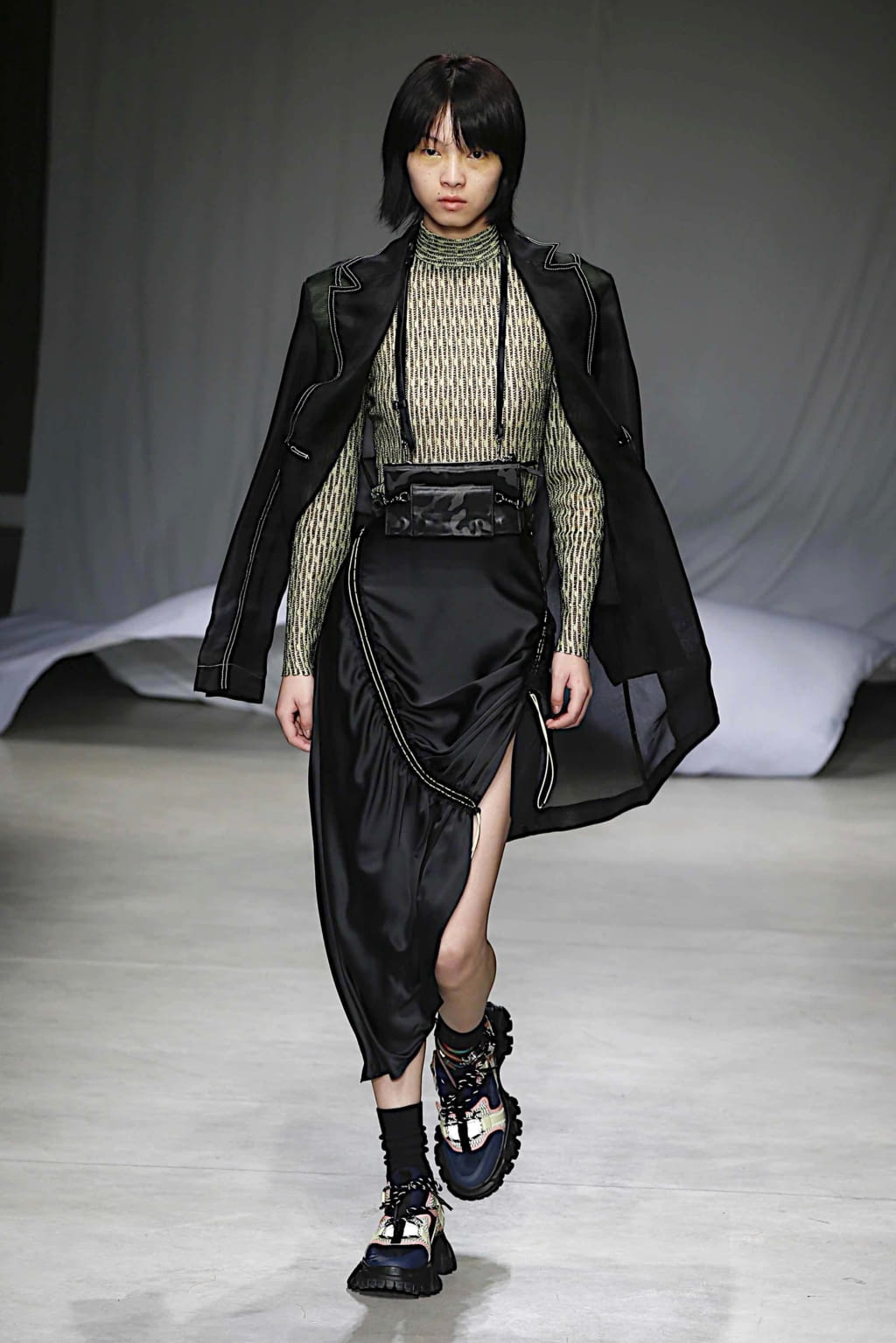 Fashion Week Milan Spring/Summer 2020 look 26 from the Angel Chen collection womenswear