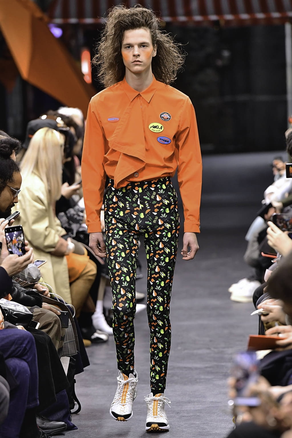 Fashion Week Paris Fall/Winter 2019 look 24 from the Angus Chiang collection menswear