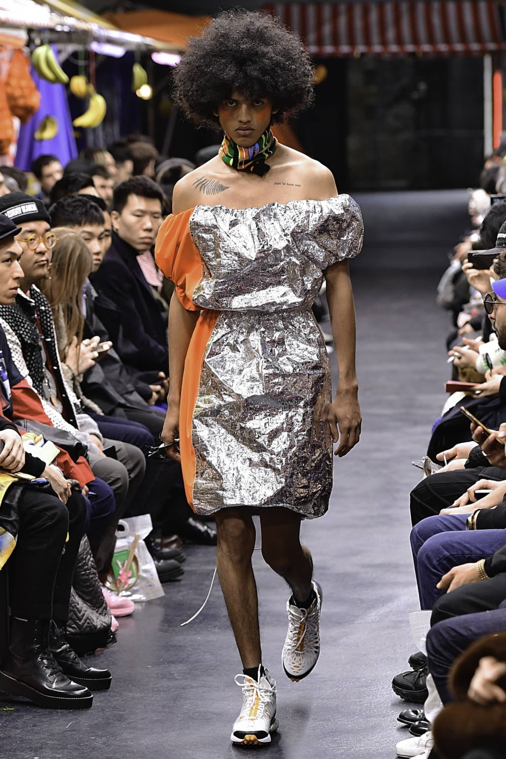 Fashion Week Paris Fall/Winter 2019 look 27 de la collection Angus Chiang menswear