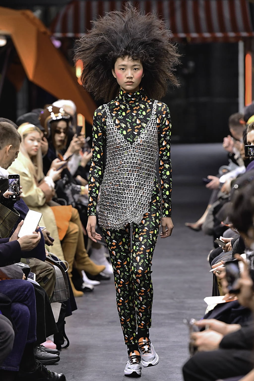 Fashion Week Paris Fall/Winter 2019 look 34 de la collection Angus Chiang menswear