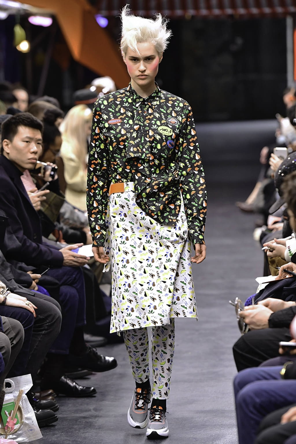 Fashion Week Paris Fall/Winter 2019 look 36 de la collection Angus Chiang menswear