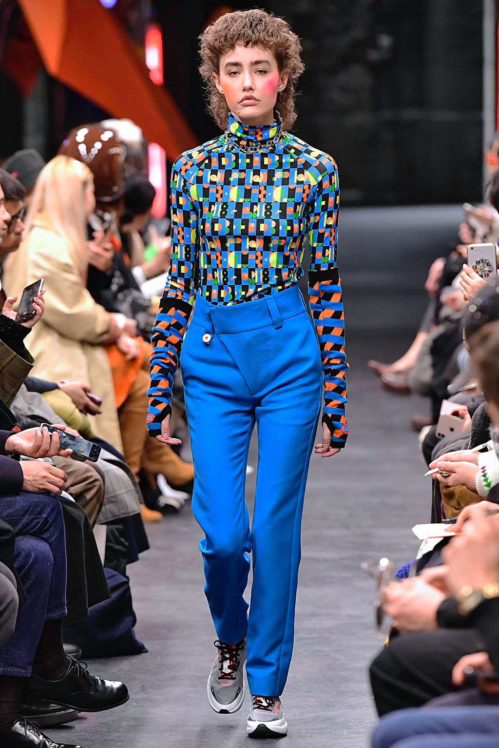 Fashion Week Paris Fall/Winter 2019 look 40 de la collection Angus Chiang menswear