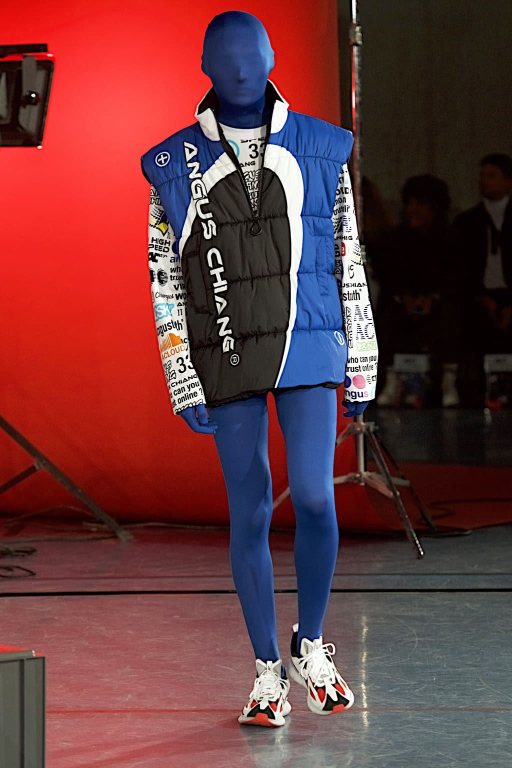 Fashion Week Paris Fall/Winter 2020 look 9 de la collection Angus Chiang menswear