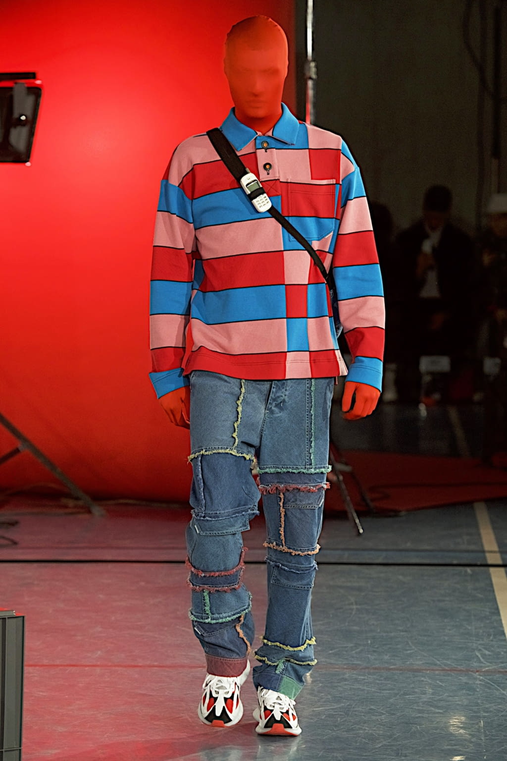 Fashion Week Paris Fall/Winter 2020 look 14 from the Angus Chiang collection 男装